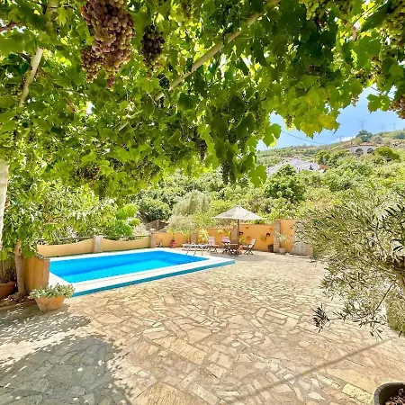 Дом отдыха Family Corner Private Pool Bbq Relax- Private Pool Bbq - Relax Нерха