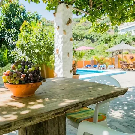 Дом отдыха Family Corner Private Pool Bbq Relax- Private Pool Bbq - Relax